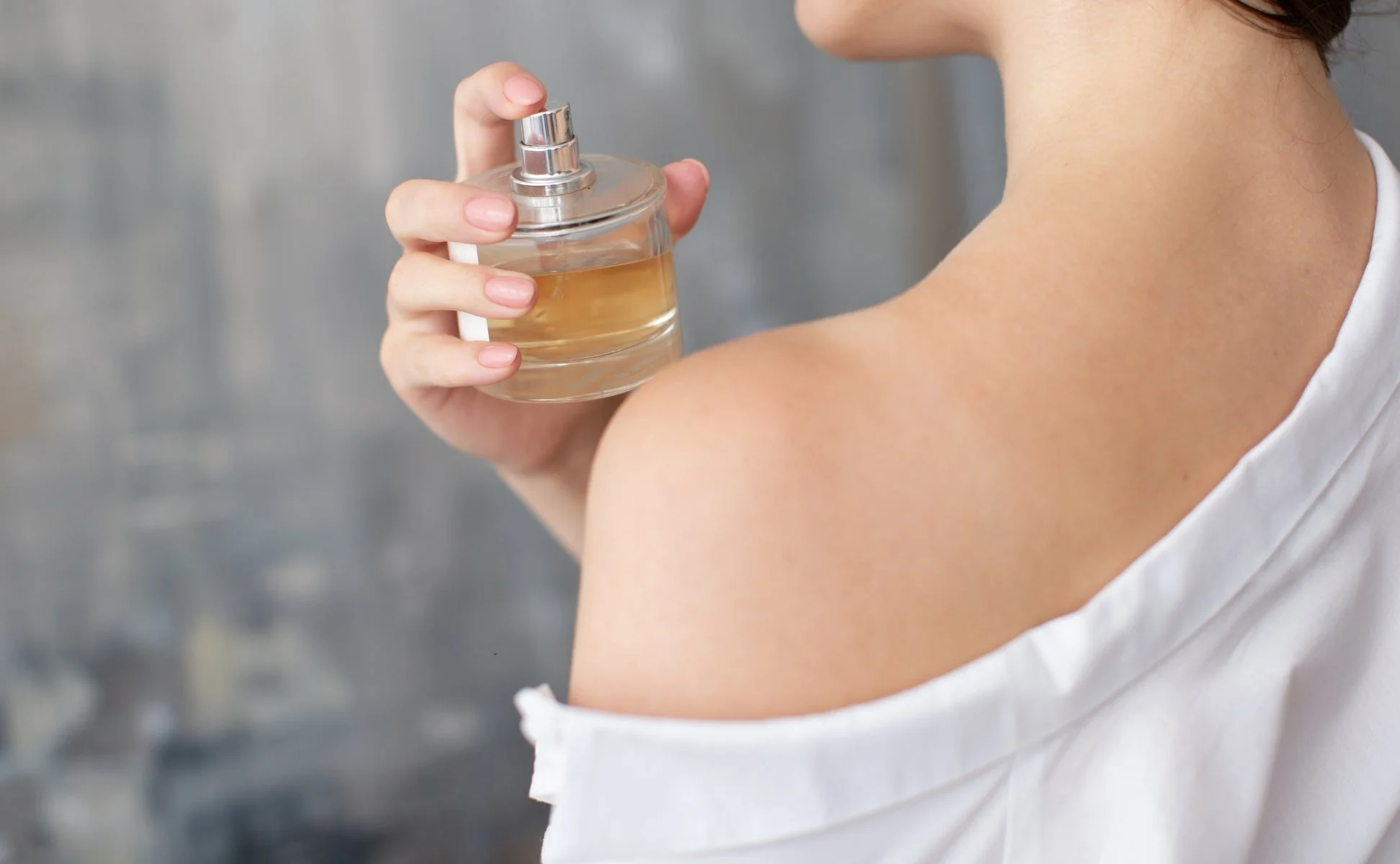 How and Where to Apply Fragrances?